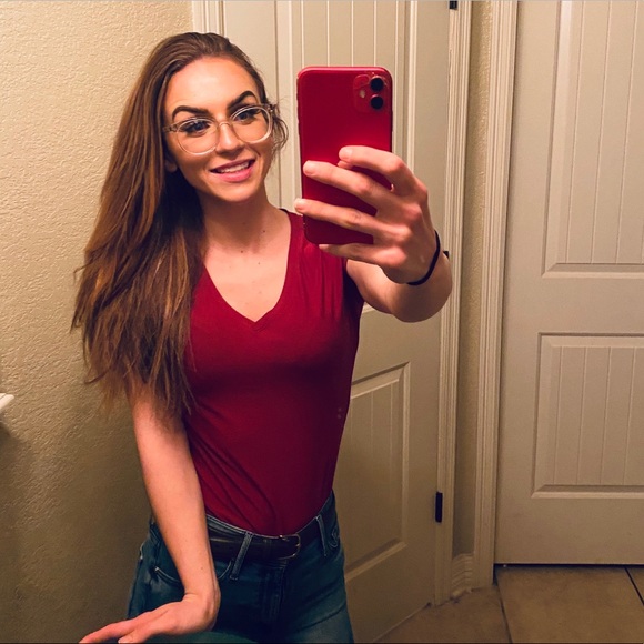 Meet your Posher, Kiska - Picture 3 of 7